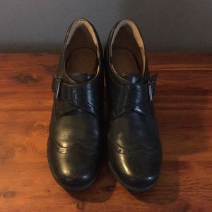 Clarks Artisan Black Leather Booties Sz 9.5